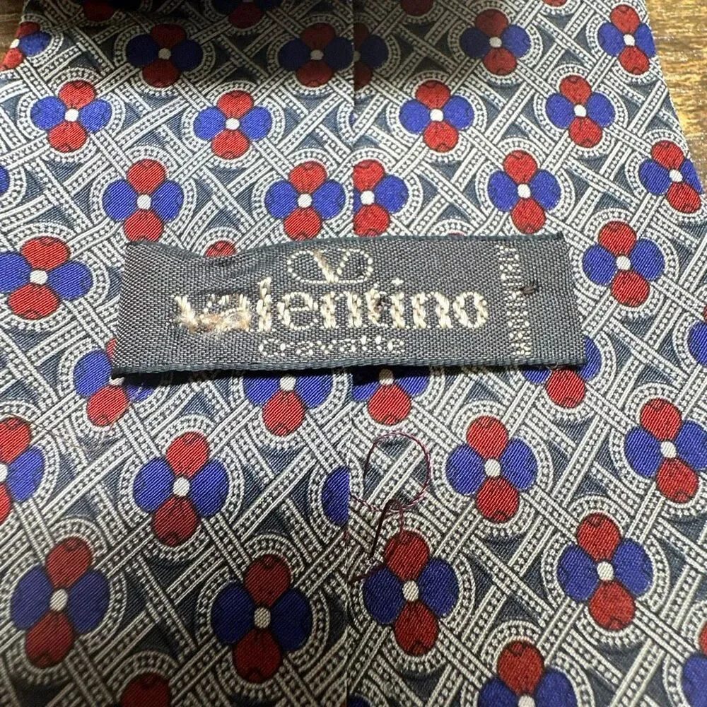 VALENTINO Silk Tie Red Blue Geometric Print NeckTie Made in Italy‎ Cravatte